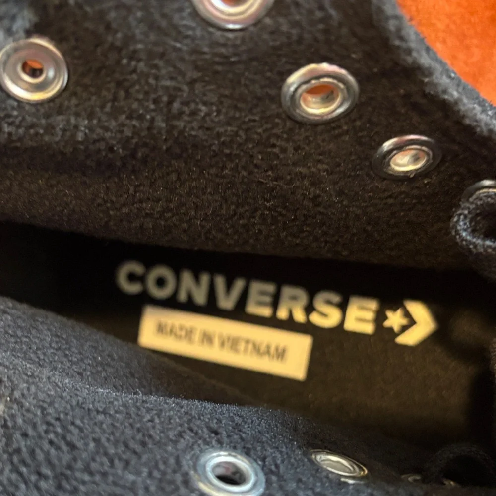 NWT Converse All Star Women's Black and White Fur-Lined High-Tops - Picture 6 of 6